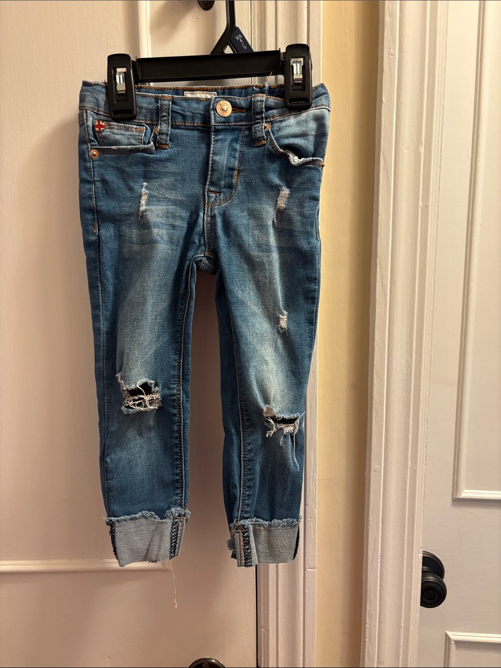 Hudson Jeans Distressed Blue Ankle Crop Jeans